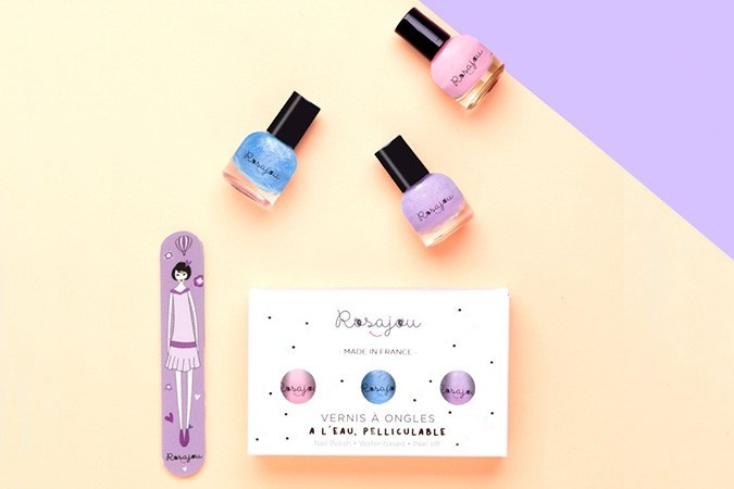 Free trio of nail polishes